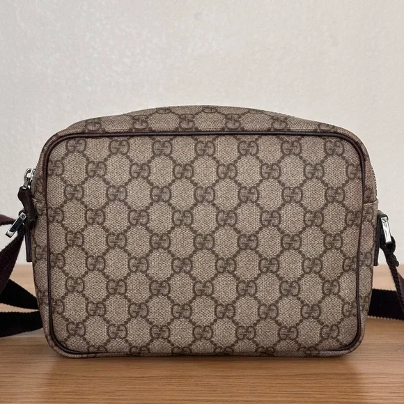 Gucci Crossbody Bag - Picture 2 of 16